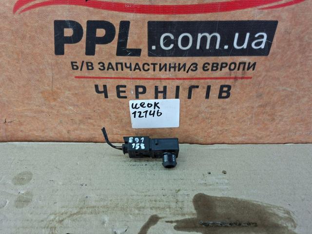 Датчик тиску пневматичної гальмівної системи 6786746 BMW