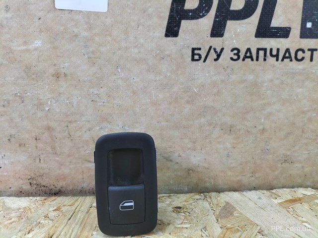 Кнопки заднього склопід'ємника 68085690AB CHRYSLER