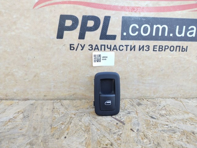 Кнопка підйомника заднього скла 68214156AA CHRYSLER