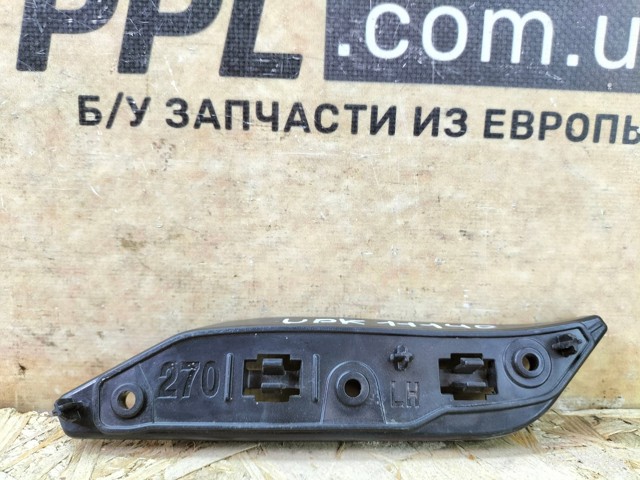 Ліве кріплення переднього бампера 6F0807183A VAG