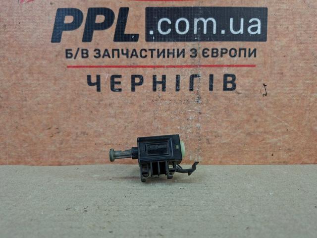 Датчик включення зчеплення 6G9T11A152AA FORD