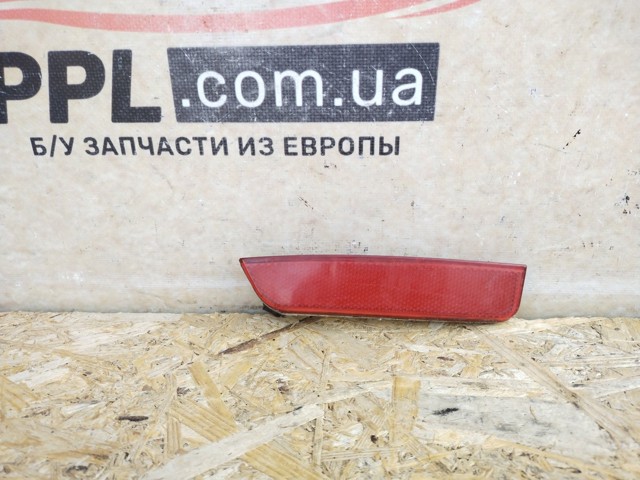 Лівий катафот бампера 6L6945105 VAG