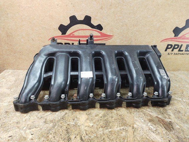 Колектор впускний 7790700 BMW