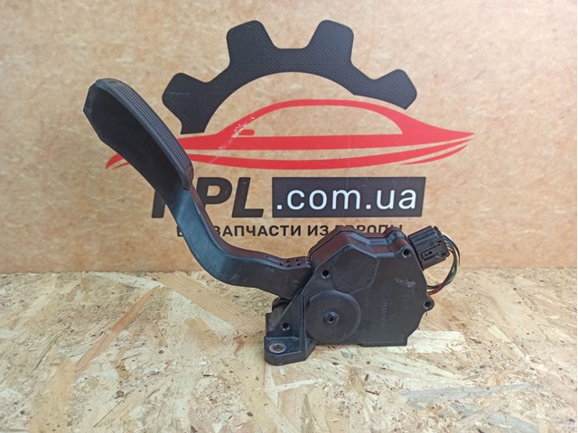 Підаль газу Тойота Яріс