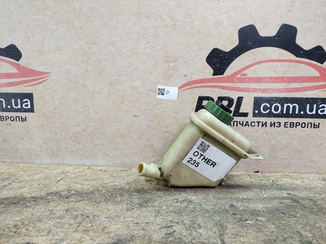 Бачок гідропідсилювача 7L0422371C VAG