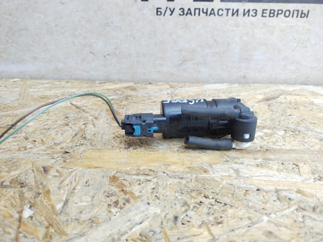 Помпа омивача Рено Сценік II