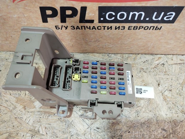 Монтажний блок 82201FJ110 SUBARU