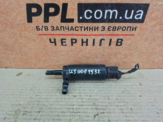 Насос-двигун омивача фар 8377430 BMW