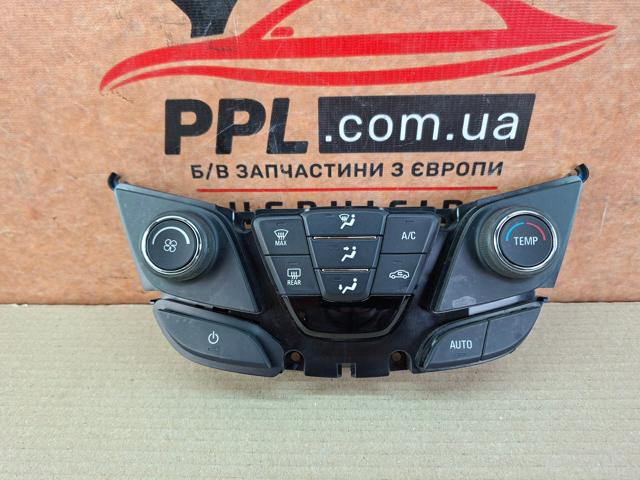 Блок управління кондиціонером 90802615 GM