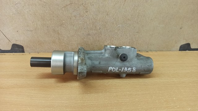 Циліндр головний гальма (Гідротормоз) 9203845 VOLVO