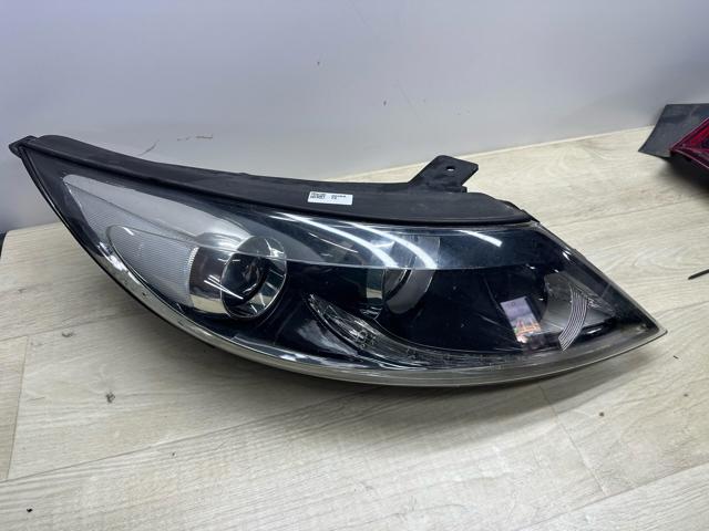 Фара основна права 921023U250 HYUNDAI