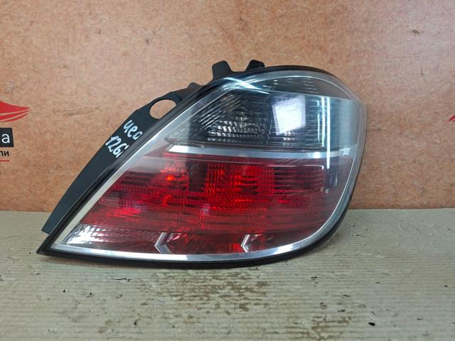 Задній правий стоп 93190307 OPEL