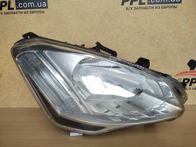 Фара основна права 9806306580 PEUGEOT