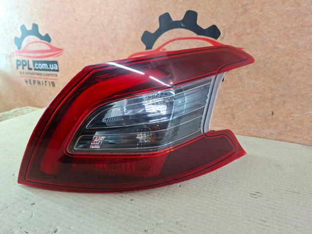 Фара задня права зовнішня 9823728580 PEUGEOT