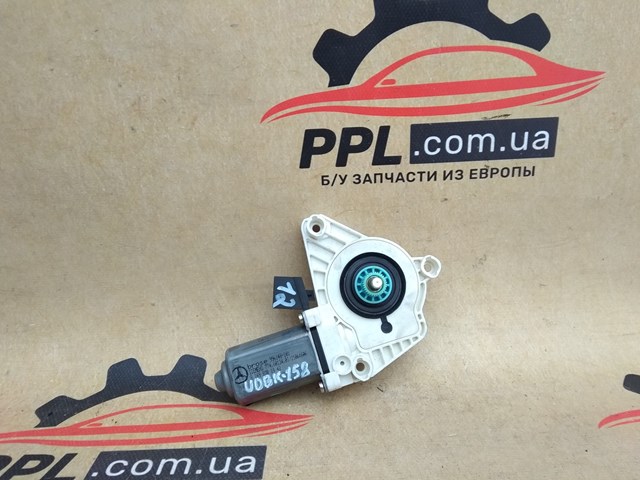 Моторчик склопідйомника двері задніх, лівих A1698201942 MERCEDES