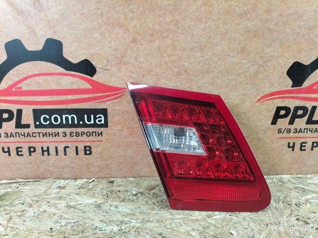 Ліхтар задній лівий, внутрішній A2129060158 MERCEDES