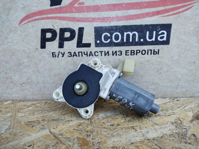 Мотор склопідйомника водійських дверей A2198200542 MERCEDES