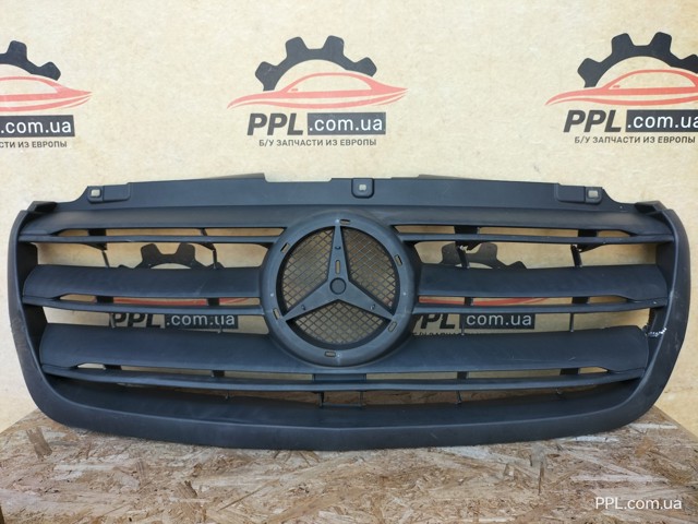 Решітка A9108852600 MERCEDES