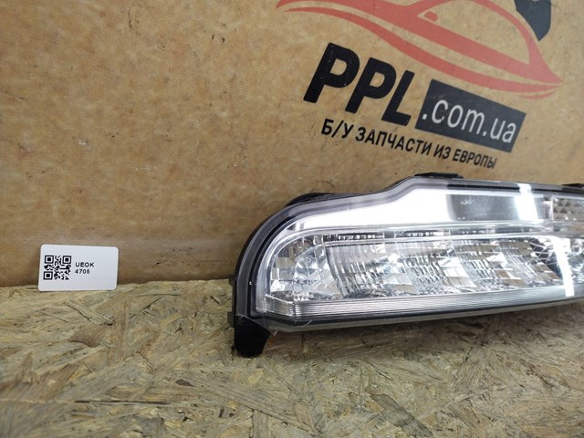 Передній ліхтар покажчика повороту A9678200321 MERCEDES