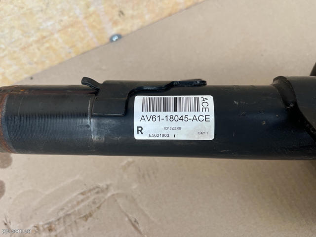 Амортизатор передньої підвіски AV6118045ACE FORD