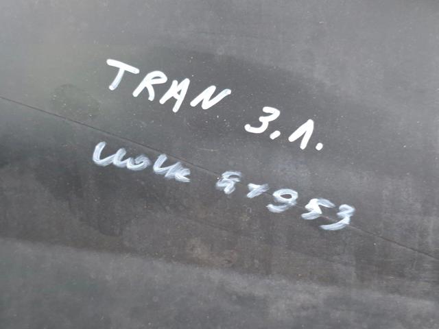 Ікло заднього бампера праве BK2117927A FORD
