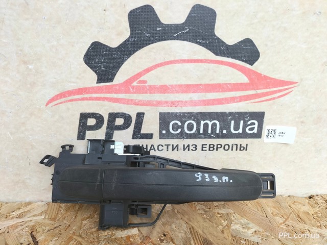 Тримач зовнішньої ручки задніх распашних дверей, правих BK21V429A36AG FORD