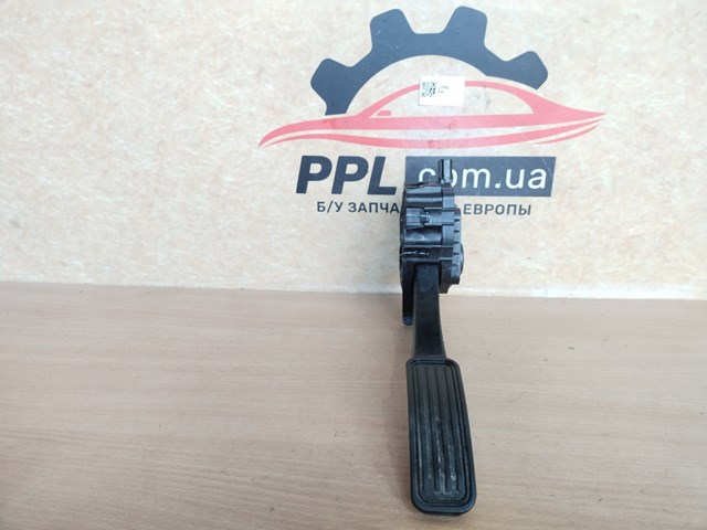 Підаль газу DG9C9F836AD FORD