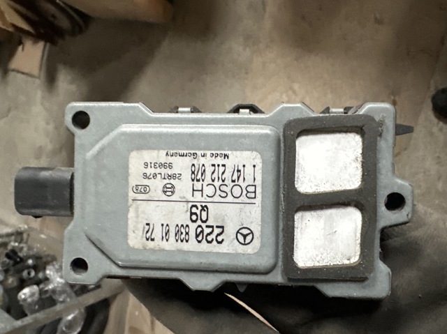 Датчик забруднення повітря 2208300172 MERCEDES