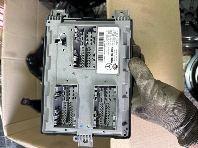 Блок управління сигналами SAM 2979000709 MERCEDES