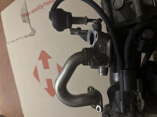 Байпасний клапан EGR, рециркуляції газів 6421401263 MERCEDES