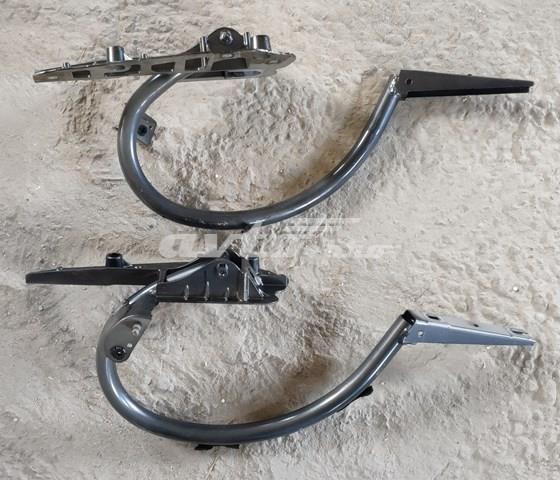 Шарнір кришки багажника A2137500328 MERCEDES