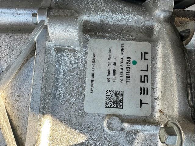Двигун у зборі (електричний) 103700000F Tesla Model