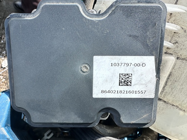 Гідроагрегат антиблокувальної системи 103779700D Tesla Model