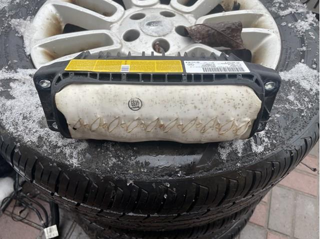 Подушка безпеки бокова 561880204A VAG