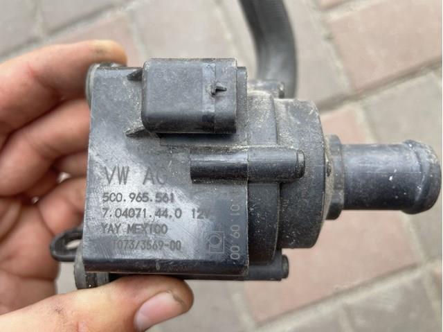 Водяний насос охолодження електричний додатковий 5C0965561 VAG