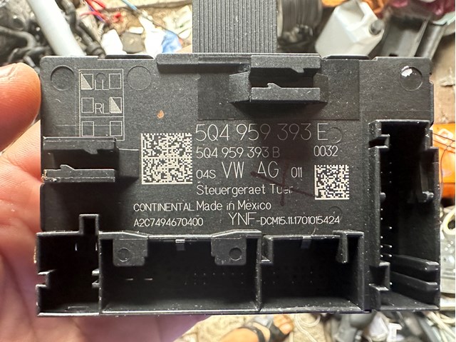 Блок комфорту передніх дверей 5Q4959393E VAG