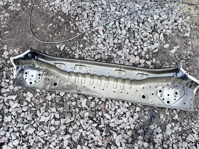 Панель задня, багажного відсіку 791105HA0A NISSAN