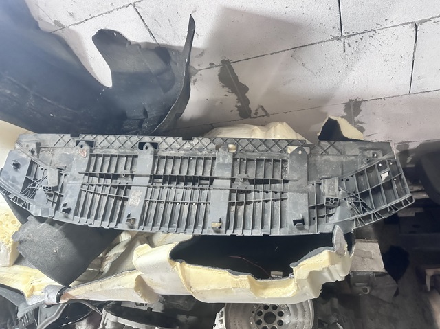 Спойлер бампера 8U0807233E VAG