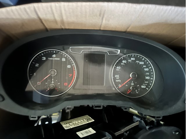 Щиток приладів додатковий 8U0920960C VAG