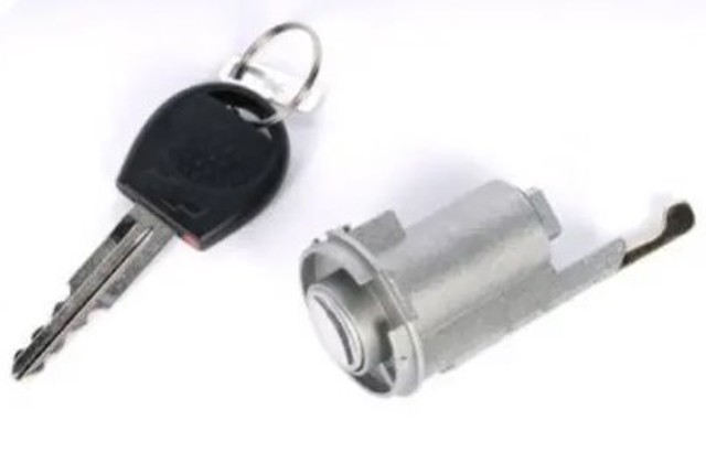 Личинка замка запалювання 96414710 GM
