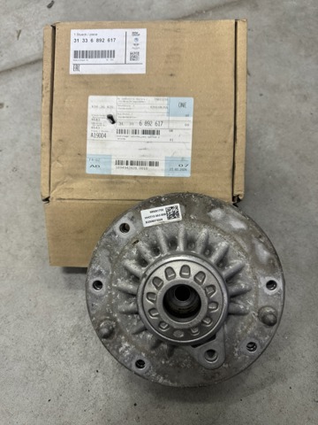 Подушка амортизатора переднього 31336892617 BMW
