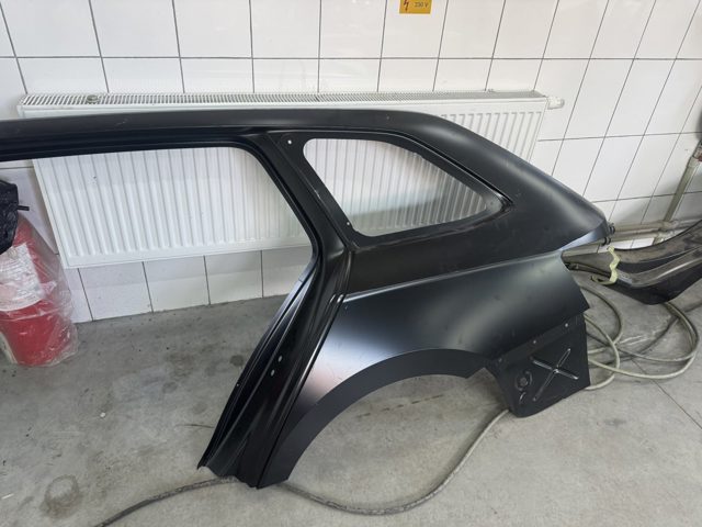 Бічна частина задня ліва 3V9809601D VAG