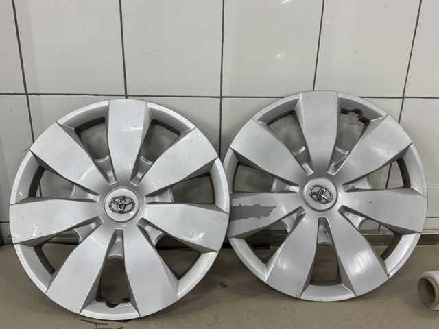 Ковпаки на диски 4260202330 TOYOTA