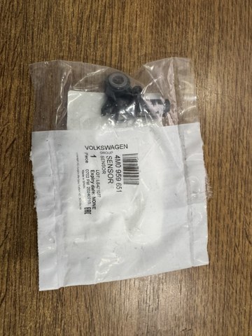 Датчик AIRBAG передній 4M0959651 VAG