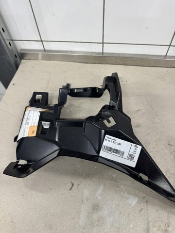 Кронштейн бампера переднього, лівий 51117371739 BMW
