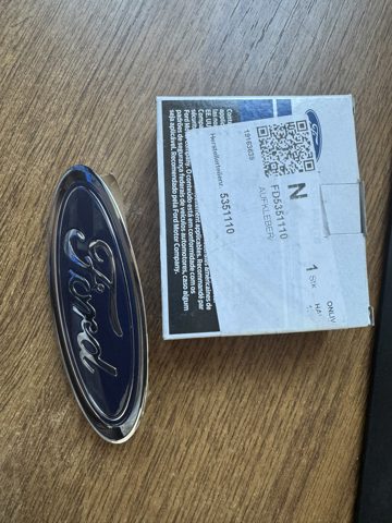 Емблема на решітку радіатора 5351110 FORD