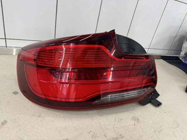 Ліхтар задній лівий 7420991 BMW