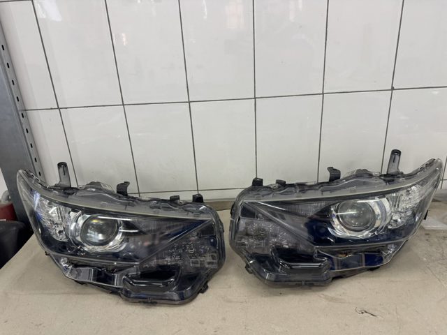 Фара 8115002K30 TOYOTA