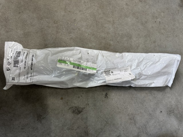 Напрямна заднього бампера, права 852206UA0A NISSAN