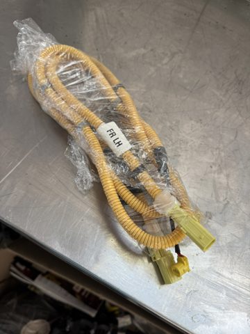 Подушка безпеки AIRBAG спинки сидіння, лівого 88910D9000 HYUNDAI